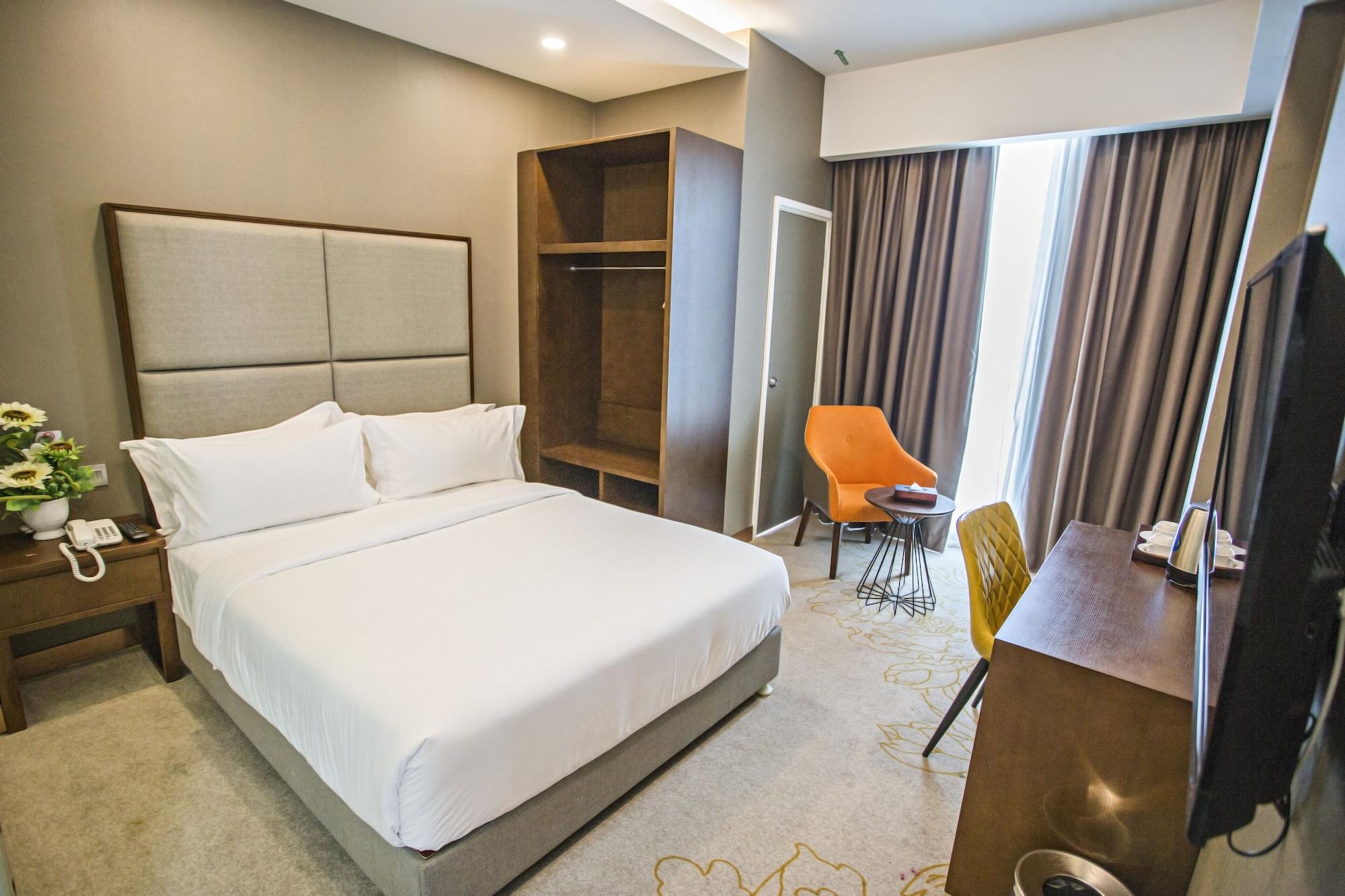 Grand Flora Hotel Malacca Екстер'єр фото