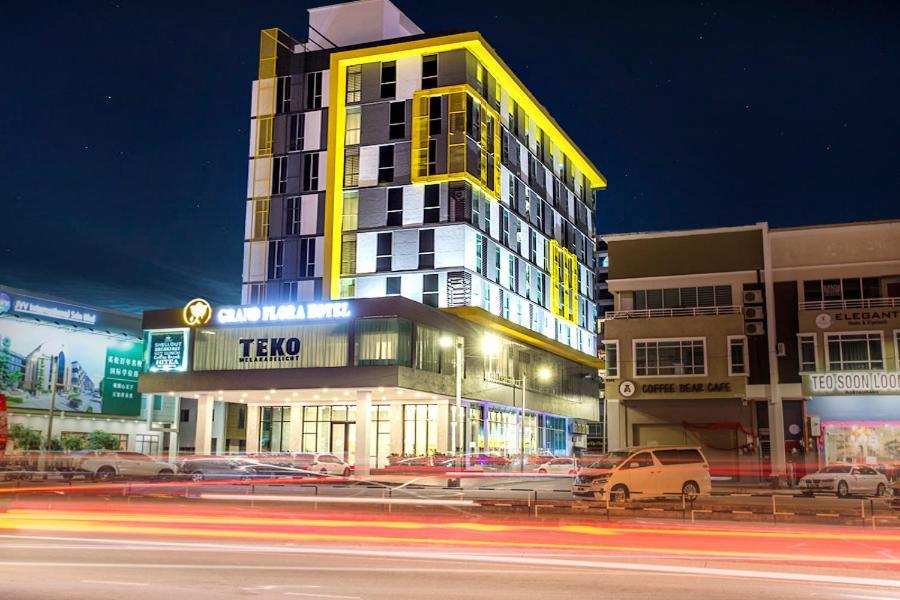 Grand Flora Hotel Malacca Екстер'єр фото