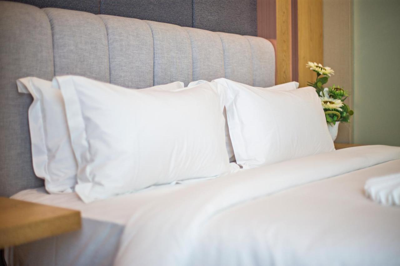 Grand Flora Hotel Malacca Екстер'єр фото
